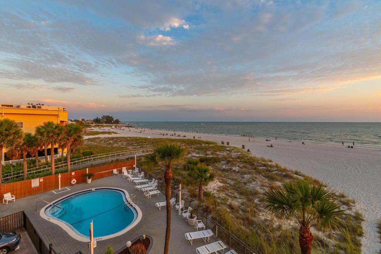 Beachfront Madeira Norte St. Pete Beach Extérieur photo